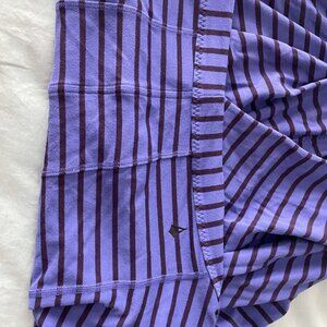 Ivivva adorable wrap. Purple black in excellent condition